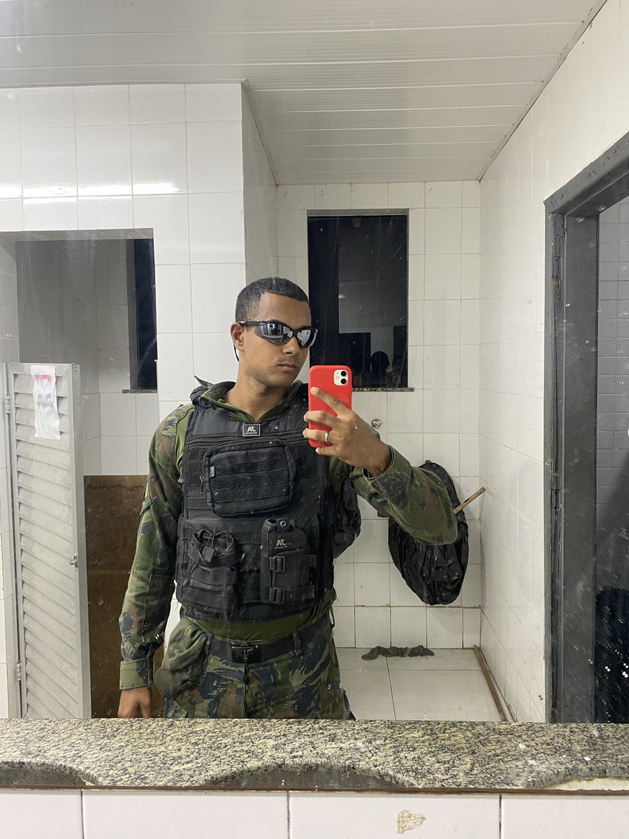 alesurf23's tweet photo. Domingou 🤟🏽🥷🏽 https://t.co/7gbTIrGRm0