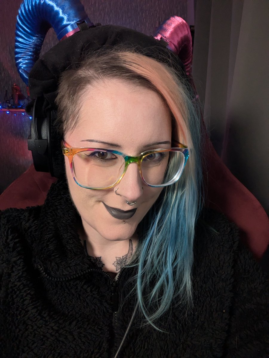 🔴💜 Live on Twitch and YT 💜🔴 

More Expedition 33 on the cards and I'm going to do my best to make it to Act 2 tonight!

No plans? Pick your platform and come hang out!

🔗s in pinned/bio