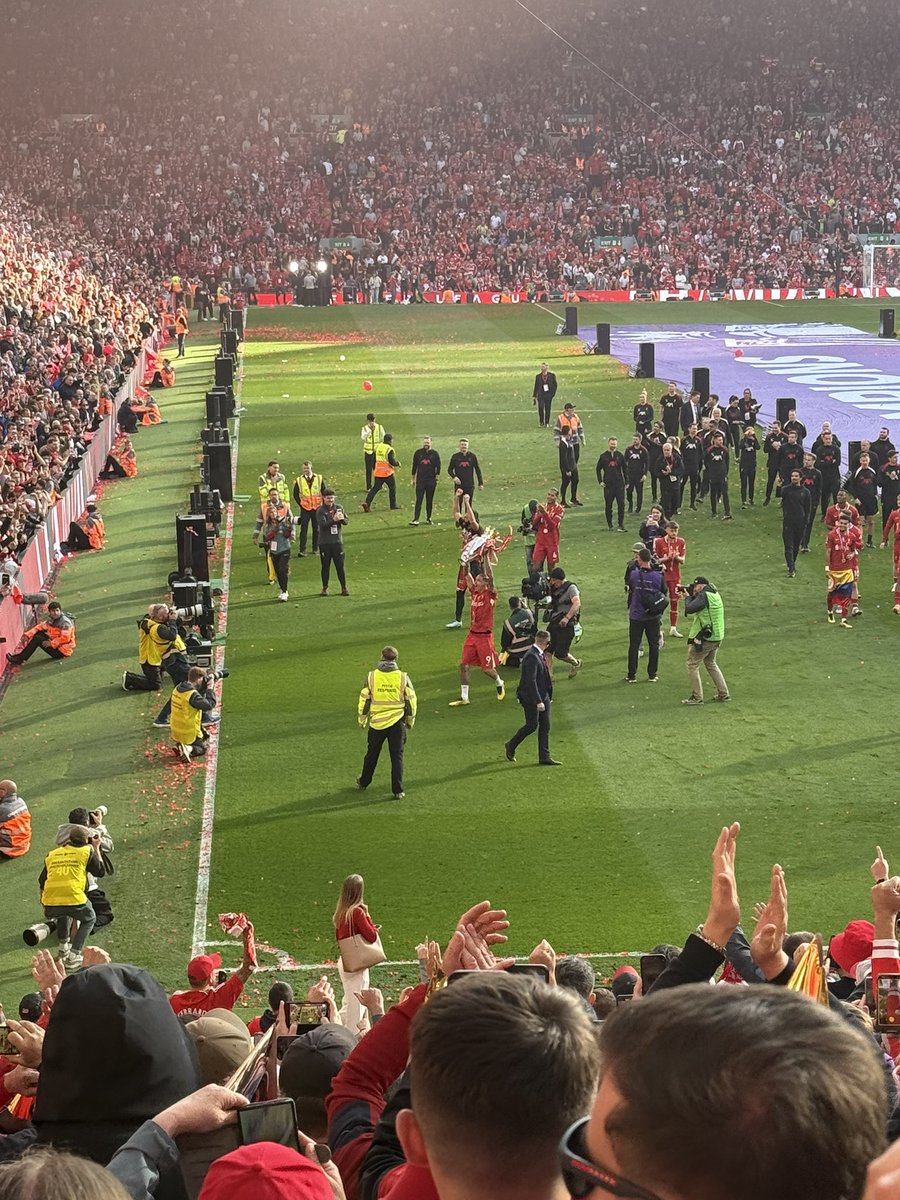 Maty_Griff's tweet photo. Premier League Champions 🏆 https://t.co/S9URp01L9M
