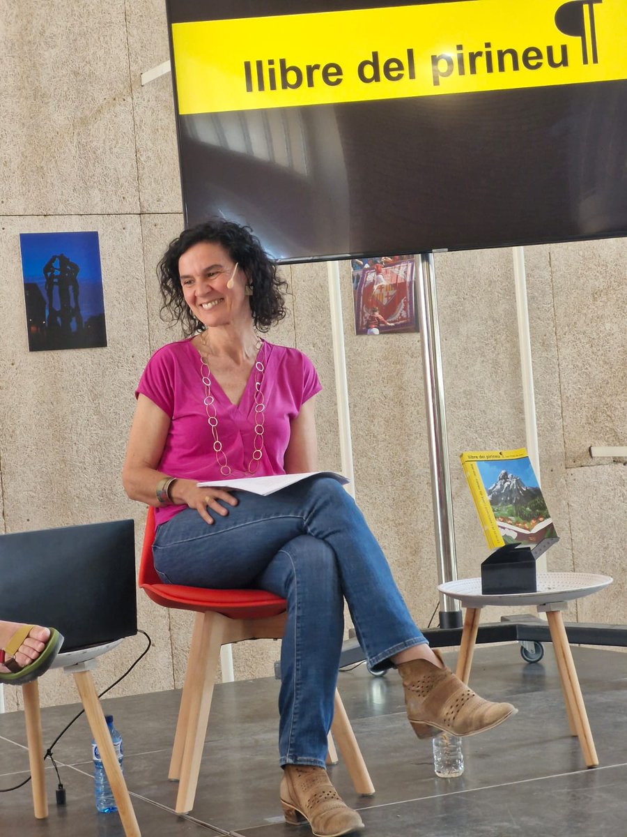 Associació Llibre del Pirineu (@llibrepirineu) on Twitter photo El llibre del Pirineu ha estat present a la fira <a href="/LiteralBCN/">Fira Literal</a> amb l'estand de la llibreria <a href="/ElRefugiCoop/">El Refugi, Llibreria crítica</a> i amb l'acte conduït per <a href="/lauracasanovas1/">Laura Casanovas</a> i <a href="/mont_9/">Montse Milan Moliné</a>. Moltes gràcies per ser-hi. Fotos: <a href="/OlleManuel/">Jaume Albert Olle Manuel</a> El llibre del Pirineu ha estat present a la fira <a href="/LiteralBCN/">Fira Literal</a> amb l'estand de la llibreria <a href="/ElRefugiCoop/">El Refugi, Llibreria crítica</a> i amb l'acte conduït per <a href="/lauracasanovas1/">Laura Casanovas</a> i <a href="/mont_9/">Montse Milan Moliné</a>. Moltes gràcies per ser-hi. Fotos: <a href="/OlleManuel/">Jaume Albert Olle Manuel</a>