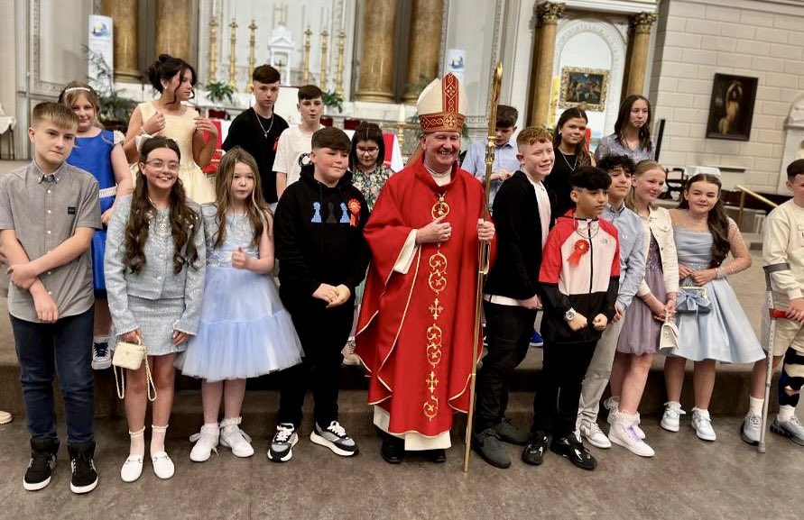 Bishop Paul Dempsey (@bishop_dempsey) on Twitter photo Lovely to be in Westland Row for Confirmation today, exactly a year to the day since I was welcomed to <a href="/dublindiocese/">Archdiocese of Dublin</a> in the same church. It has been a wonderful year meeting the Community of disciples in Dublin.Thank you for the warm welcome over the last year š<a href="/IrishCathNews/">The Irish Catholic</a> Lovely to be in Westland Row for Confirmation today, exactly a year to the day since I was welcomed to <a href="/dublindiocese/">Archdiocese of Dublin</a> in the same church. It has been a wonderful year meeting the Community of disciples in Dublin.Thank you for the warm welcome over the last year š<a href="/IrishCathNews/">The Irish Catholic</a>