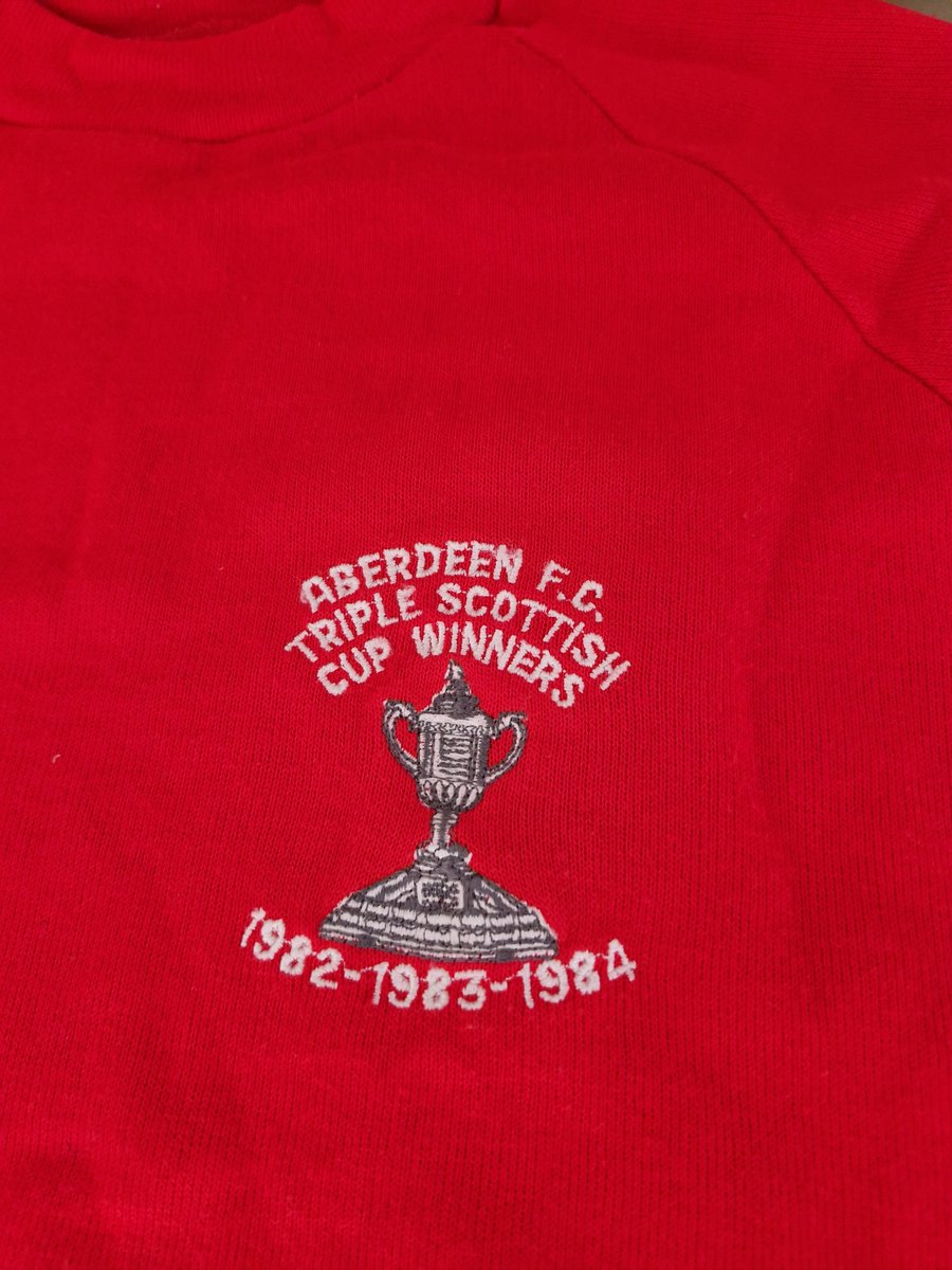 How's that for an original Scottish Cup jumper 😍😎