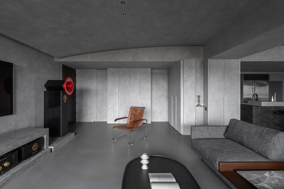 Versai_Concepts's tweet photo. Brutalist elegance meets minimalism—raw concrete, clean lines, and soft light craft a serene, modern space rooted in form, function, and quiet beauty. #BrutalistDesign #MinimalistLiving #ModernArchitecture #InteriorInspo #DesignLovers https://t.co/yGuKpSV8Nd