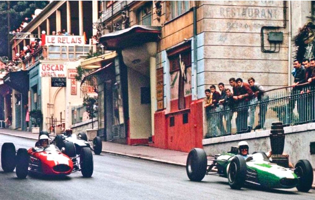 Today’s #MonacoGP was another snooze-fest, despite the new 2-pit-stop regulation. A cure won’t be found via regulatory tinkering, nor indeed by altering the circuit. No, it’s #F1 cars themselves that need to change. They’re simply too big now. Here’s a pic from the ’65 Monaco GP.