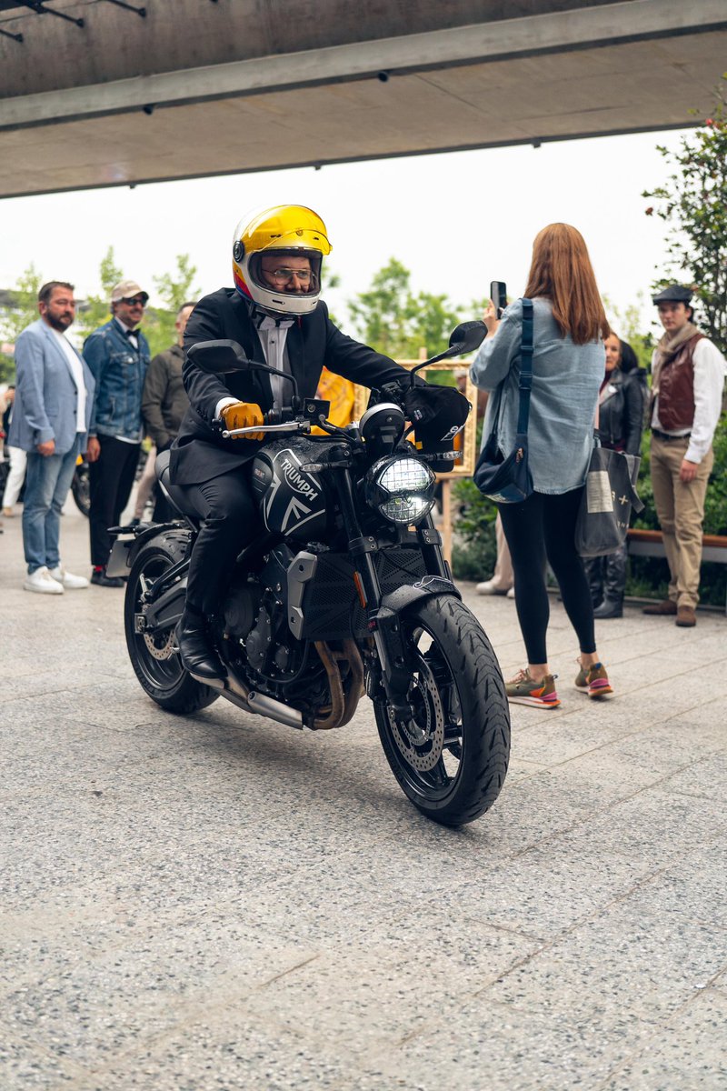 AykutGurel's tweet photo. Bugün birçok centilmen ile motosiklet sürdüm :)
#dgr #triumph #dgristanbul #istanbul #Gentlemandrive https://t.co/gHOTRvQsFm