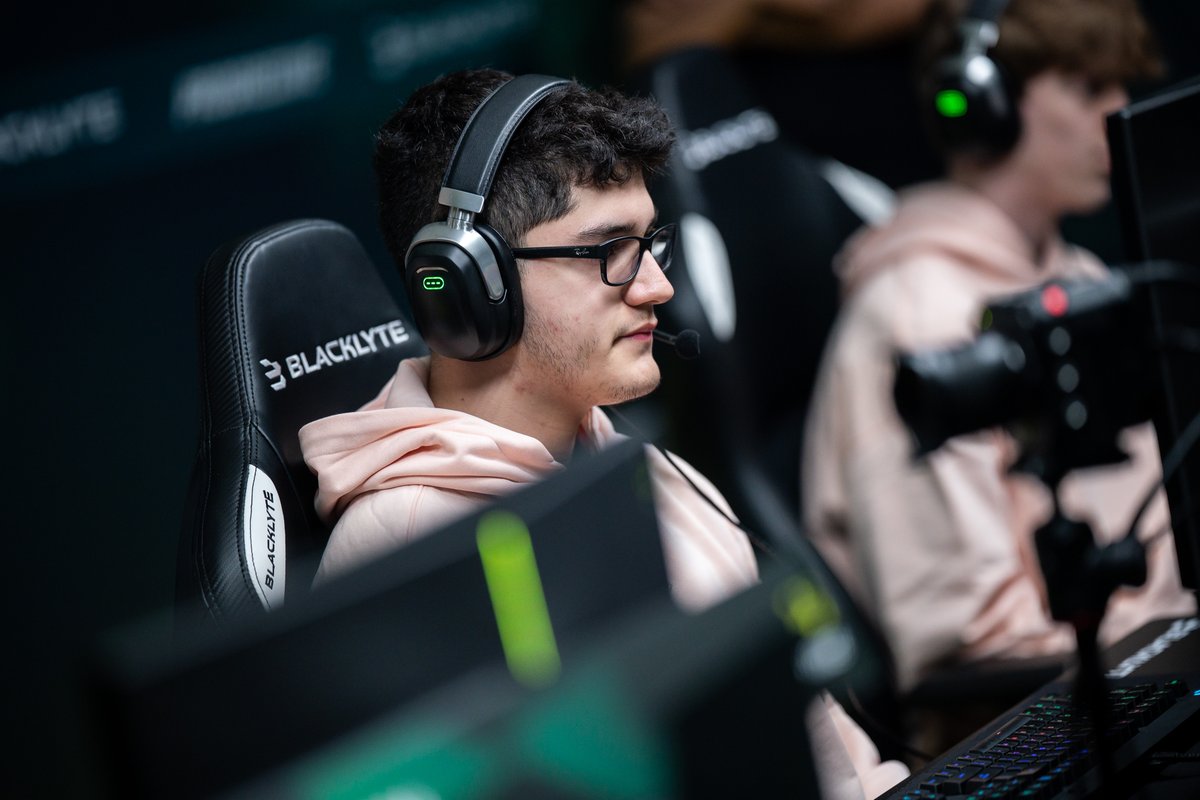 RLEsports's tweet photo. ‼️ @TUEsportGG have qualified for the Raleigh Major AND the 2025 Rocket League World Championship 🔒 https://t.co/6lnDVeGsy5