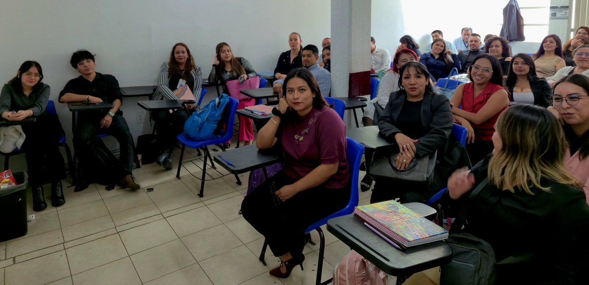 falcantara0's tweet photo. Excelente grupo de #DerechoEconomico este cuatrimestre #sabatino en #Cescijuc 💯✍️🍎🎒📚👨🏫👩🏫 Mucho éxito 🙌 https://t.co/MagwgRNfvM