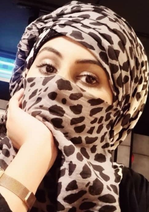 عيد شي اتشترون من علبه بسكويت ولا نتعرف
نتعرف اقلها لا تجون تدوشوني بواتساب
اعلم على اليقين انك اذا جيت واتسابي بتشتري🍪🍪