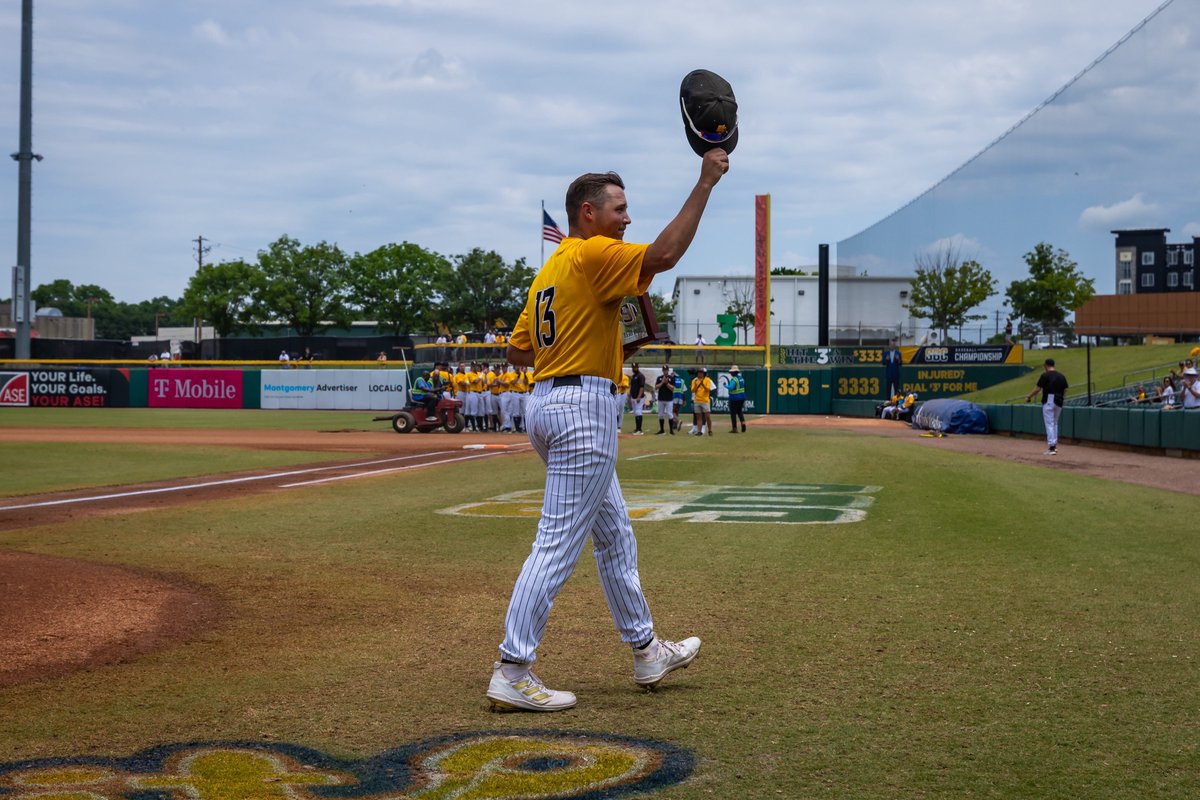 Sun Belt (@sunbelt) on Twitter photo ππππ§π ππͺππ₯π.
<a href="/SouthernMissBSB/">Southern Miss Baseball</a>'s <a href="/mattyice1315/">Matt Adams</a> recognized as the 2025 #SunBeltBSB Elite Award recipient ahead of today's championship game. βοΈβΎοΈ ππππ§π ππͺππ₯π.
<a href="/SouthernMissBSB/">Southern Miss Baseball</a>'s <a href="/mattyice1315/">Matt Adams</a> recognized as the 2025 #SunBeltBSB Elite Award recipient ahead of today's championship game. βοΈβΎοΈ