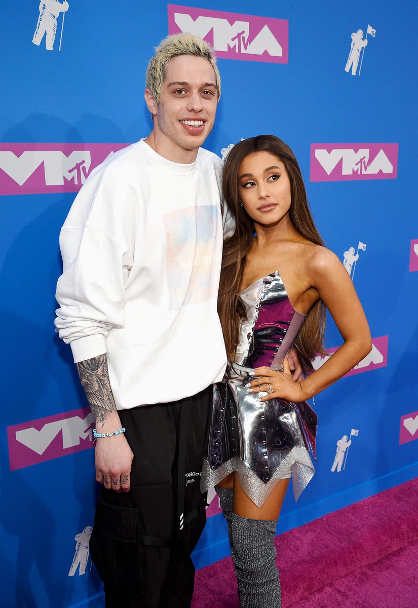 erynsbloodline's tweet photo. 🚨 Ariana Grande and Pete Davidson have broken up. https://t.co/SSyWmpHN8F