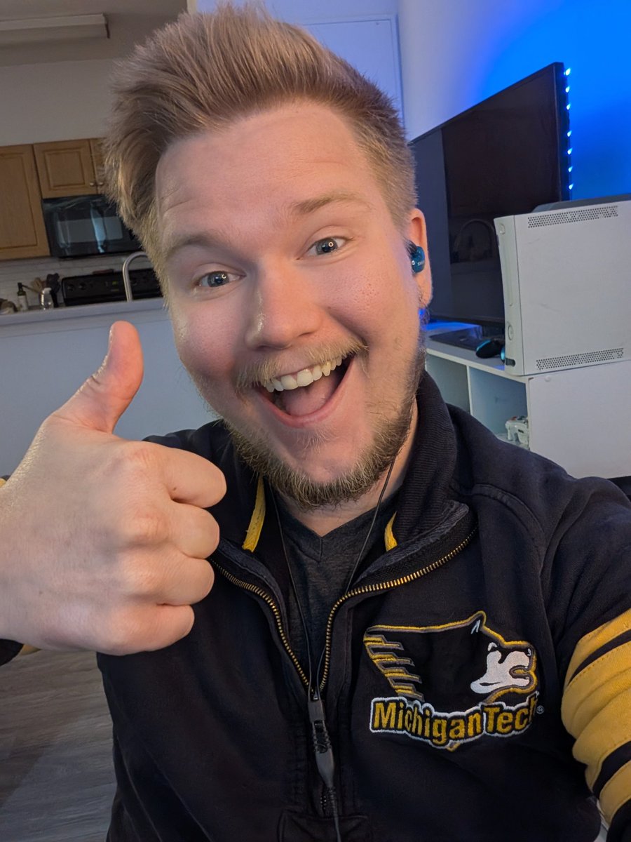 🎂BORTHDAY STREAM 🎂

Come help me decide what to play! 

Twitch.tv/jordanjammer