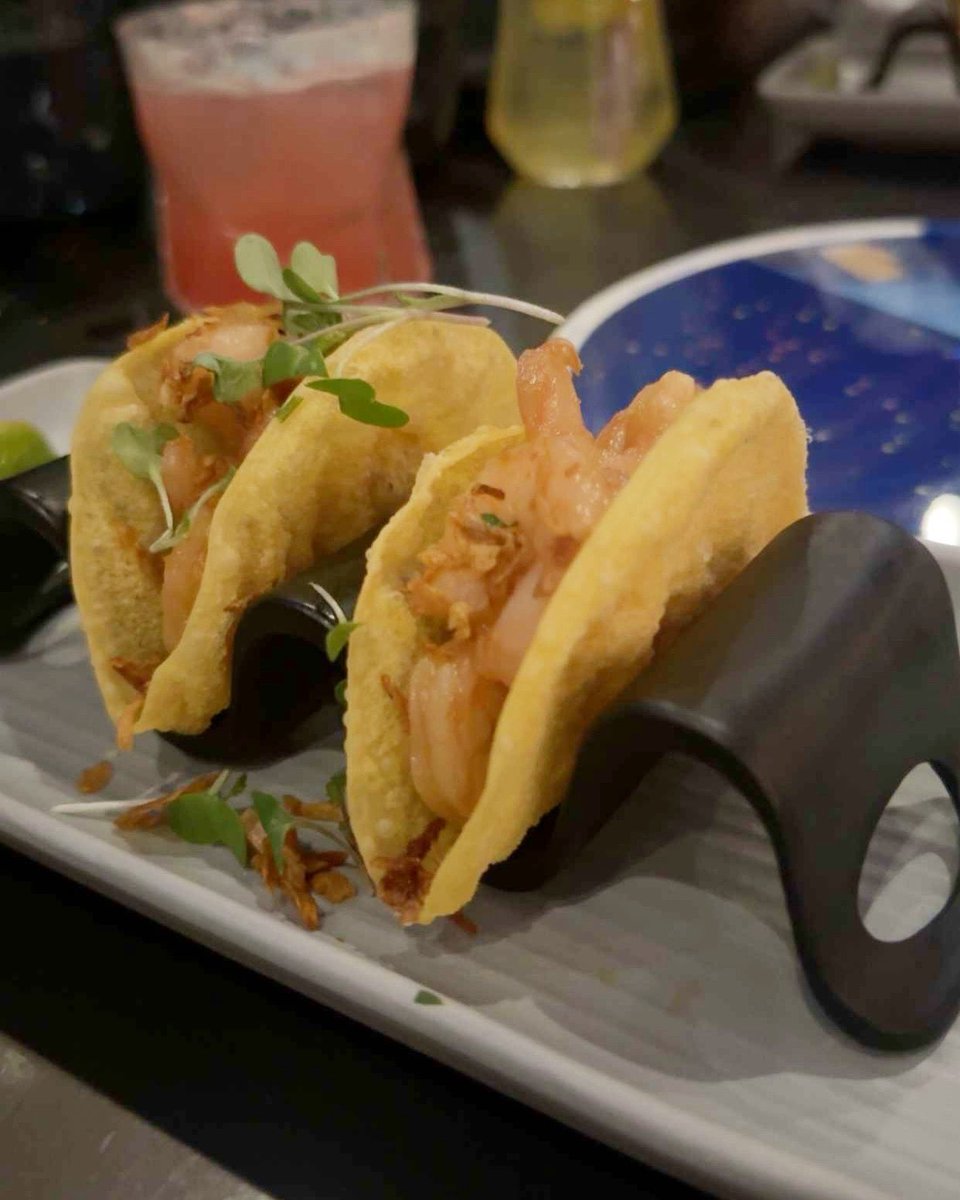 I got into #Space220!!! So of course I ordered a space M4RG4RITA &amp; the Apollo 16 Shrimp Tacos. #Epcot #DisneyWorld