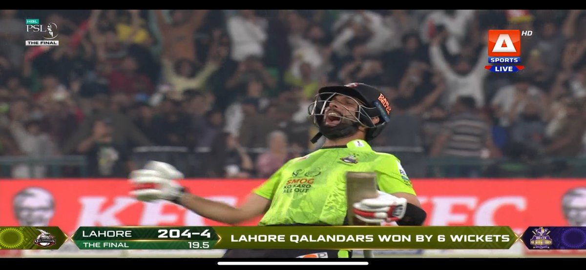 Lands in the country 10 minutes before the toss and wins his Team the match like its nothing. SIKANDER RAZA YOU FREAKING BEAST, BEAUTY, MAESTRO, LEGEND AND WHAT NOT. HERE IS YOUR 👑 KING!