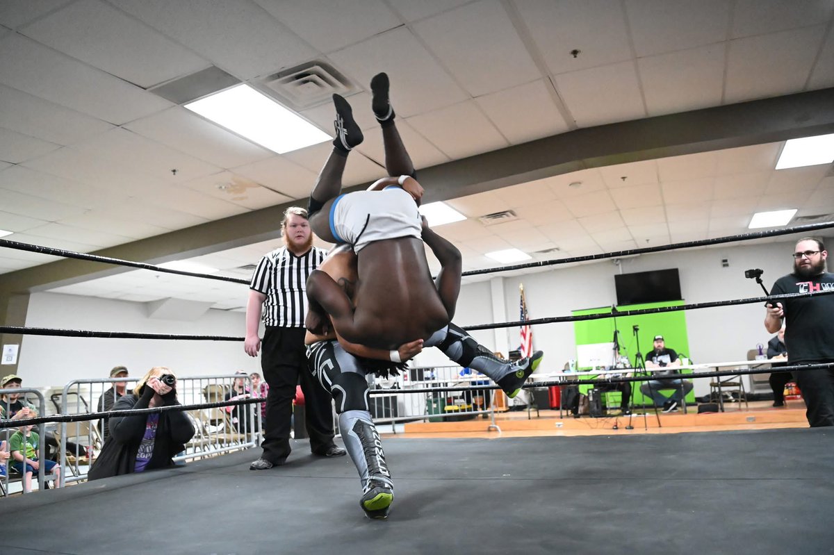 From CHWA Stand Tall

#chwa #wwe #aew #wweid #tnawrestling #wrestling #evolve #travel #andstill #stl #hack