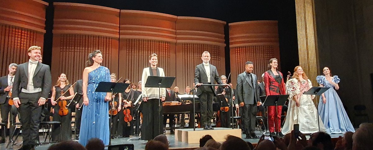 Jean BOSO (@j_boso) on Twitter photo #Mithridate au @TCEOPERA : quelle représentation ! quels artistes ! <a href="/Soprano_JPratt/">Jessica Pratt</a> @levysekgapane <a href="/LagrandeRose/">Rose Naggar-Tremblay</a> #OlgaBezsmertna #MariaKokareva #NinaVanEssen <a href="/alasdair_kent/">Alasdair Kent</a> <a href="/talenslyriques/">Talens Lyriques</a> dirigés par Christophe Rousset #Mithridate au @TCEOPERA : quelle représentation ! quels artistes ! <a href="/Soprano_JPratt/">Jessica Pratt</a> @levysekgapane <a href="/LagrandeRose/">Rose Naggar-Tremblay</a> #OlgaBezsmertna #MariaKokareva #NinaVanEssen <a href="/alasdair_kent/">Alasdair Kent</a> <a href="/talenslyriques/">Talens Lyriques</a> dirigés par Christophe Rousset