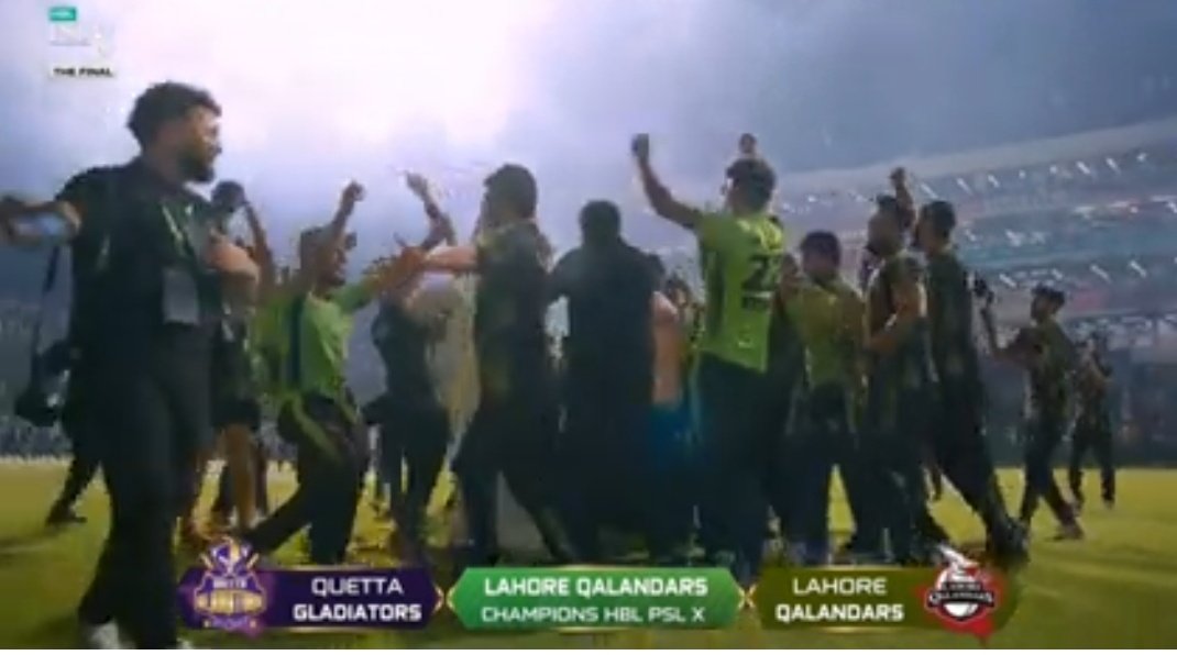 Amir is the culprit behind this loss of Quetta. Sense less 19th over of his spell costs the final otherwise the trophy was in control of Quetta. Feel for  <a href="/SarfarazA_54/">Sarfaraz Ahmed</a> 
Anyways Congratulations <a href="/lahoreqalandars/">Lahore Qalandars</a> 🎇🎉