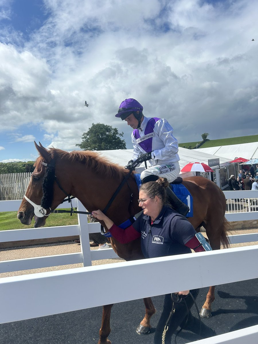 Crazyg07231486's tweet photo. Pergamon @JCandlishracing @SquinlanSean @KelsoRacecourse 

WINNER 🥇🐎 https://t.co/OFb1pswgbL