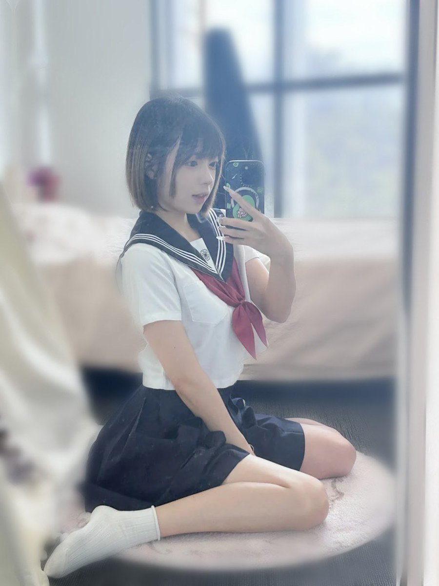 小麥    155  B  19歲 44kg
#高雄不二價30000
超嬌小的身材 大大的眼睛水汪汪的反差極強 
床上騷浪的服務絕對會讓你念念不忘

大G聯絡方式  gleezy.net/g448mp
#喝優質本土外送茶找小蘭
#賴🆔  0964613 
小飛機聯絡方式：t.me/yd52013