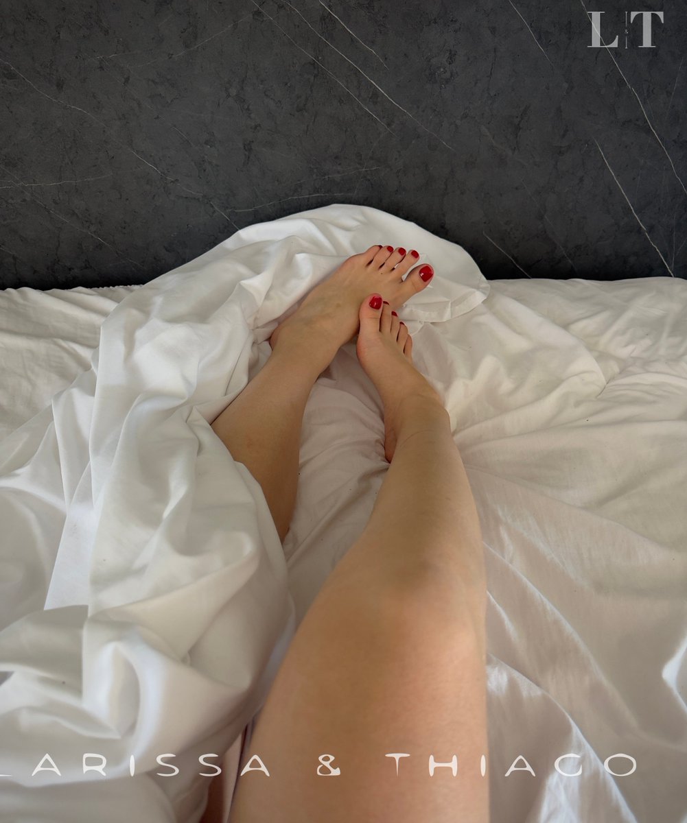 footsieCouple0's tweet photo. Red nails. White sheets. No plans
Do you like my feet?

Uñas rojas, sábanas blancas y sin planes
Te gustan mis pies?
#feetِ #feetfetısh #pies #feetworshi̇p https://t.co/peRURON9Ss