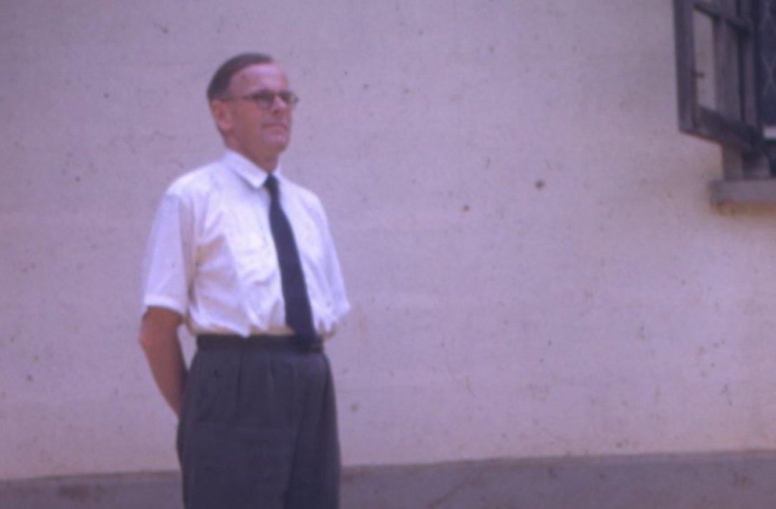 BURKITT is now available to watch on the TG4 Player. This powerful documentary on Irish surgeon Denis Burkitt, who discovered Burkitt’s lymphoma — told through the eyes of survivor and filmmaker Éanna Mac Cana.  Read our review back here. filmireland.net/2025/01/08/rev…