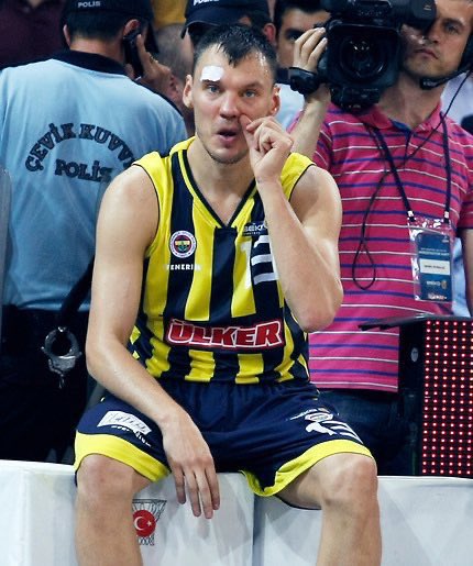 Bir babadır bizim için 💪🏻 #fenerbahcebeko #euroleaguefinal