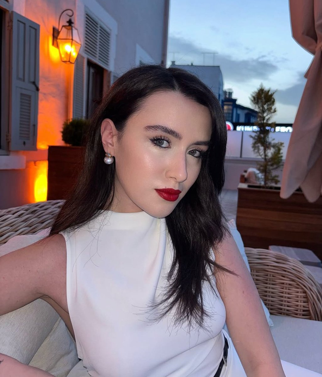 Güzellik 🤍🤩
#CemreArda