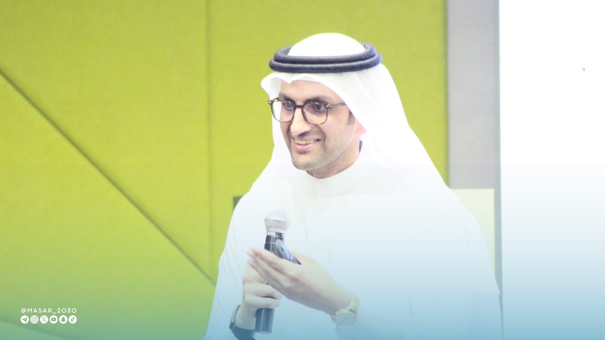 لقطات من الليلة الأولى من #ليالي_مسار بعنوان هل نحن من نتخذ قراراتنا؟ بتقديم الأستاذ محمد الناصر