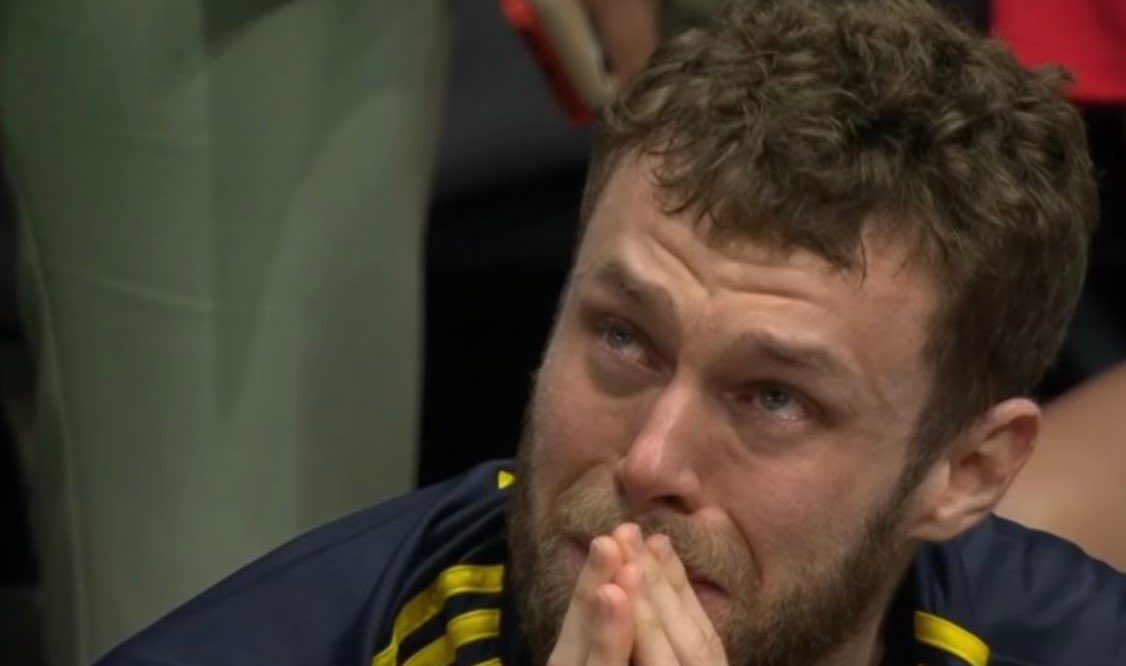buny4mins's tweet photo. #FenerbahceBeko https://t.co/6L78bcWXy2