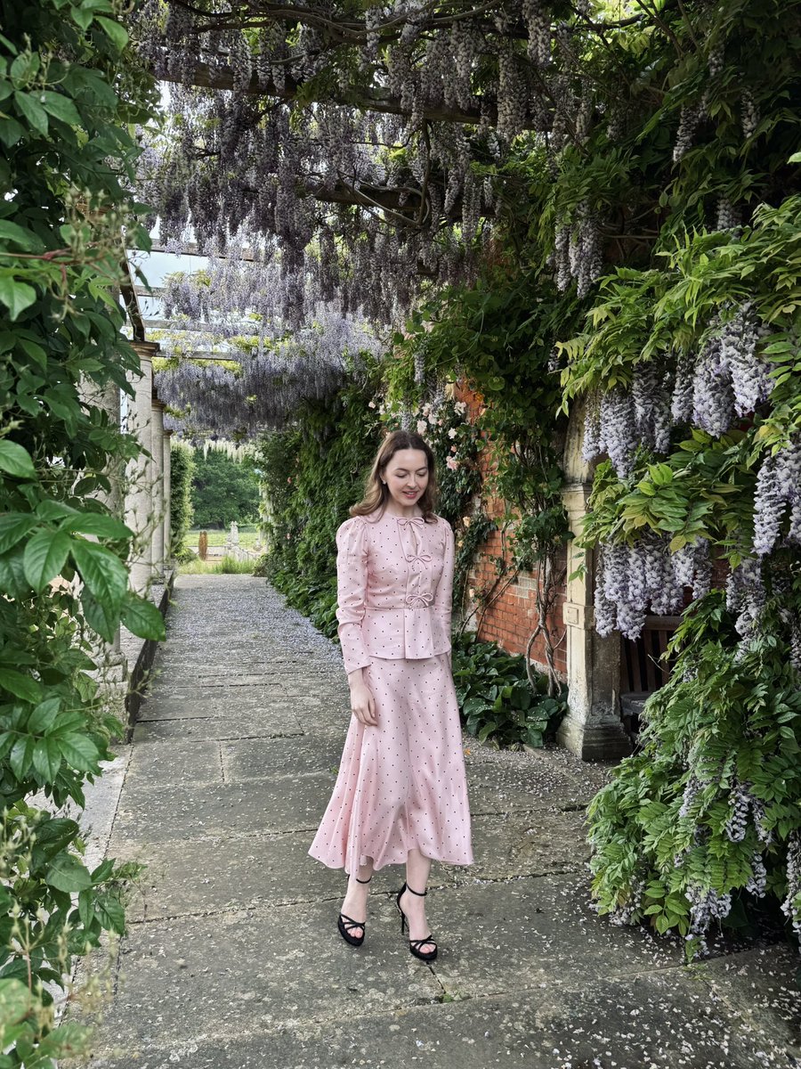 Zenouska's tweet photo. 🌸🌸🌸 https://t.co/ijKHtIOL09