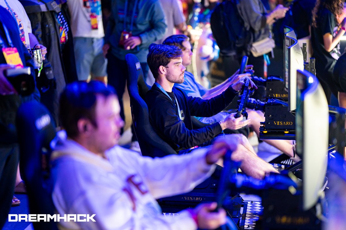 DreamHack North America (@dreamhackna) on Twitter photo The <a href="/Lamborghini/">Lamborghini</a> Revuelto Esports Challenge 2025 Final is live at #DHDallas!
Who will put up the fastest laps and bring home the 🏆?
#LamborghiniEsports #FastForWorld #WePlayLouderTogether The <a href="/Lamborghini/">Lamborghini</a> Revuelto Esports Challenge 2025 Final is live at #DHDallas!
Who will put up the fastest laps and bring home the 🏆?
#LamborghiniEsports #FastForWorld #WePlayLouderTogether