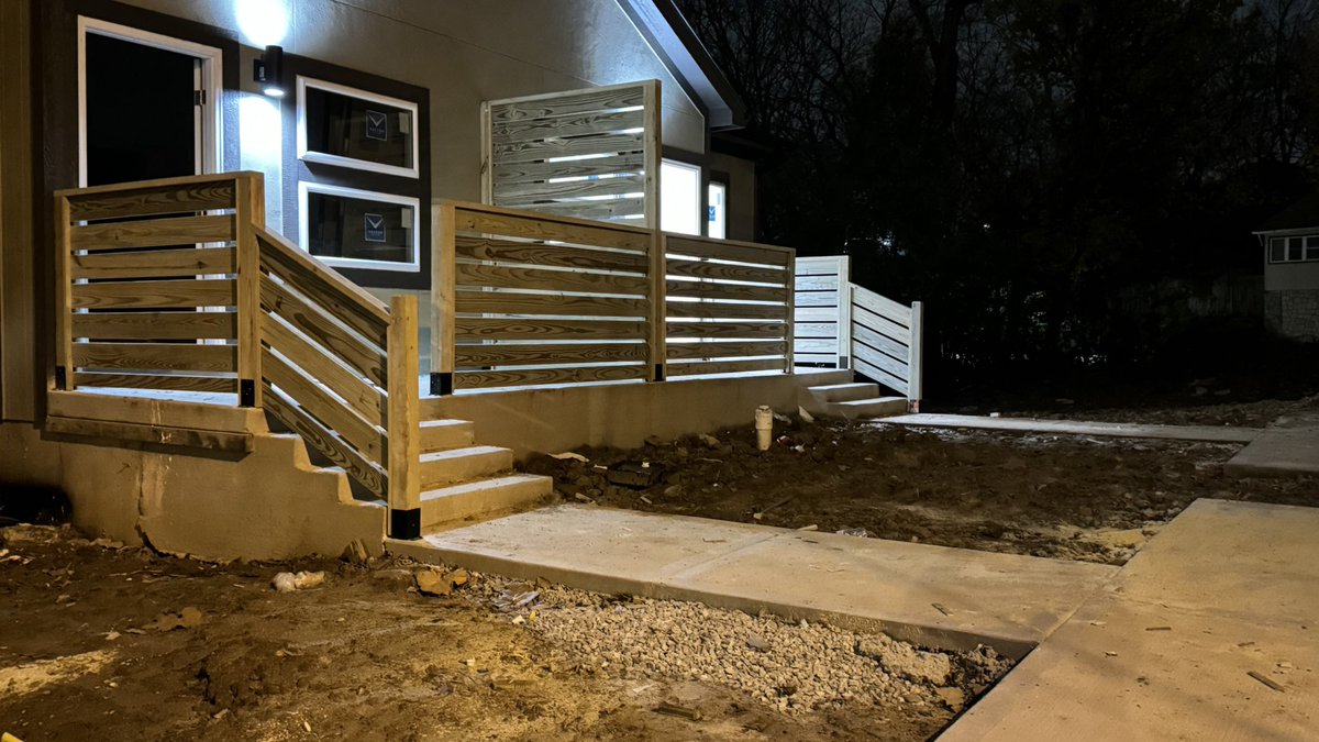 RyanKC_CRE's tweet photo. Duplex built and sold. Pleasantly surprised at how fast they sold. 2 more SFHs in KCK we have permits on and are about ready to break ground. https://t.co/Lx15FgYW5p