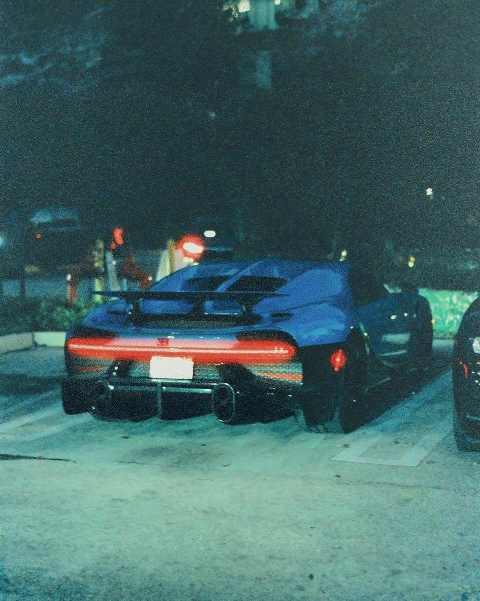 VINTAGE (@carsighting) on Twitter photo 