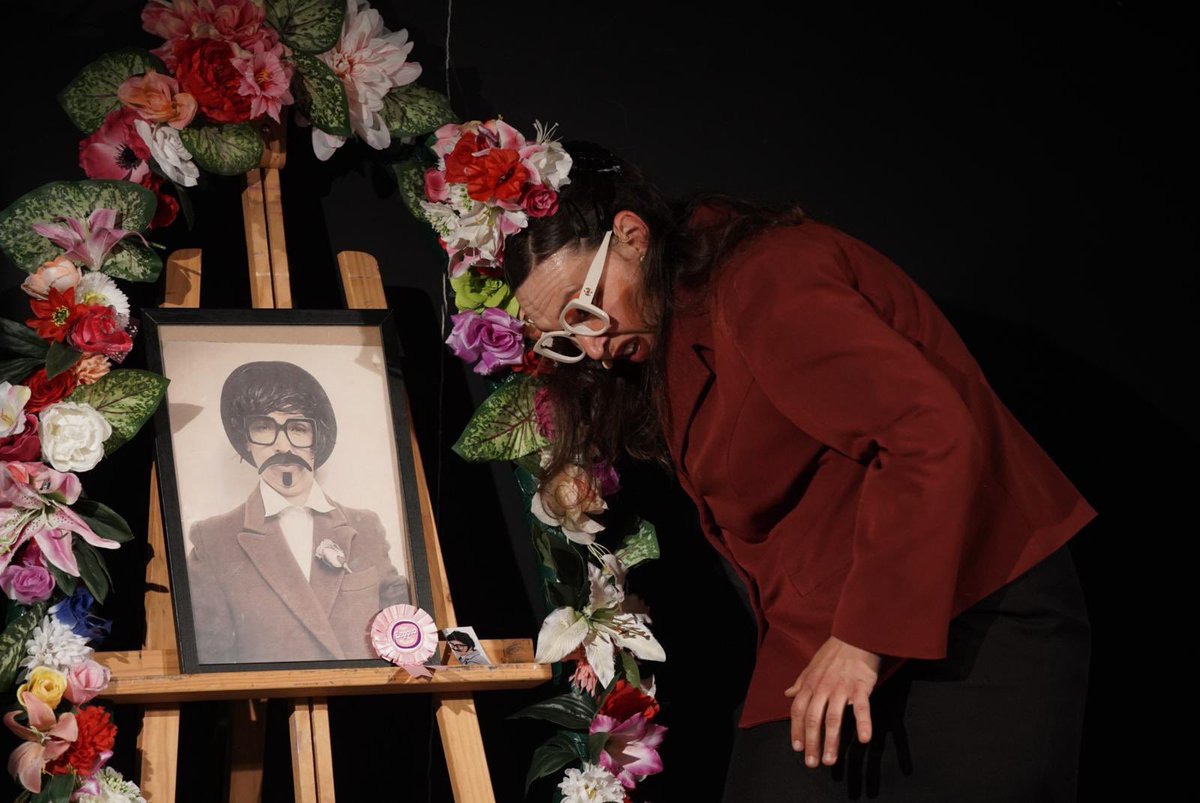 Orain bai! Milagros eta Valentinaren eskutik eman diogu bukaera #Poltsiko Antzerki jaialdiaren 34. edizio honi. Umorea, kritika eta hausnarketa gertutik gozatu ditugu gaurkoan ere 🎭