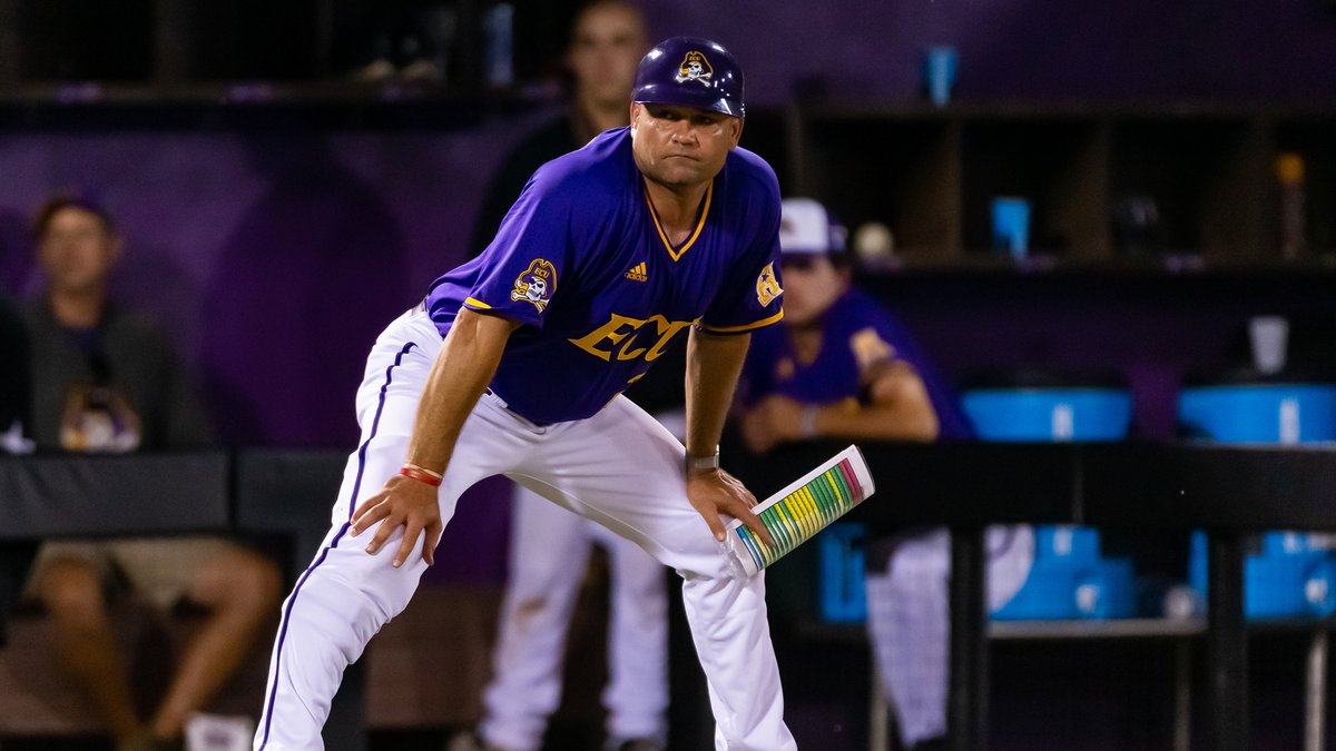 DavidGlennShow's tweet photo. 🚨⚾️#ECU Baseball HC Cliff Godwin⚾️🚨

In Godwin's 1⃣0⃣ full seasons in Greenville, he has led the Pirates to 9⃣ #NCAA Tournament trips.

In the @American_Conf, he also has 5⃣ Coach of the Year honors, 5⃣ regular-season titles &amp; 4⃣ tournament crowns.

https://t.co/K6iW8fZVx9 https://t.co/bxpQ3316wW