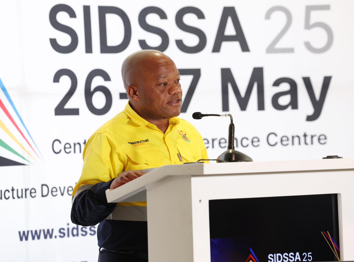 DIRCO_ZA's tweet photo. The #SIDSSA25 kicked off with a media briefing by Deputy Minister Morolong, who provided critical updates and key announcements on South Africa's infrastructure development priorities.
#SIDSSA https://t.co/KsQoCdTLvQ