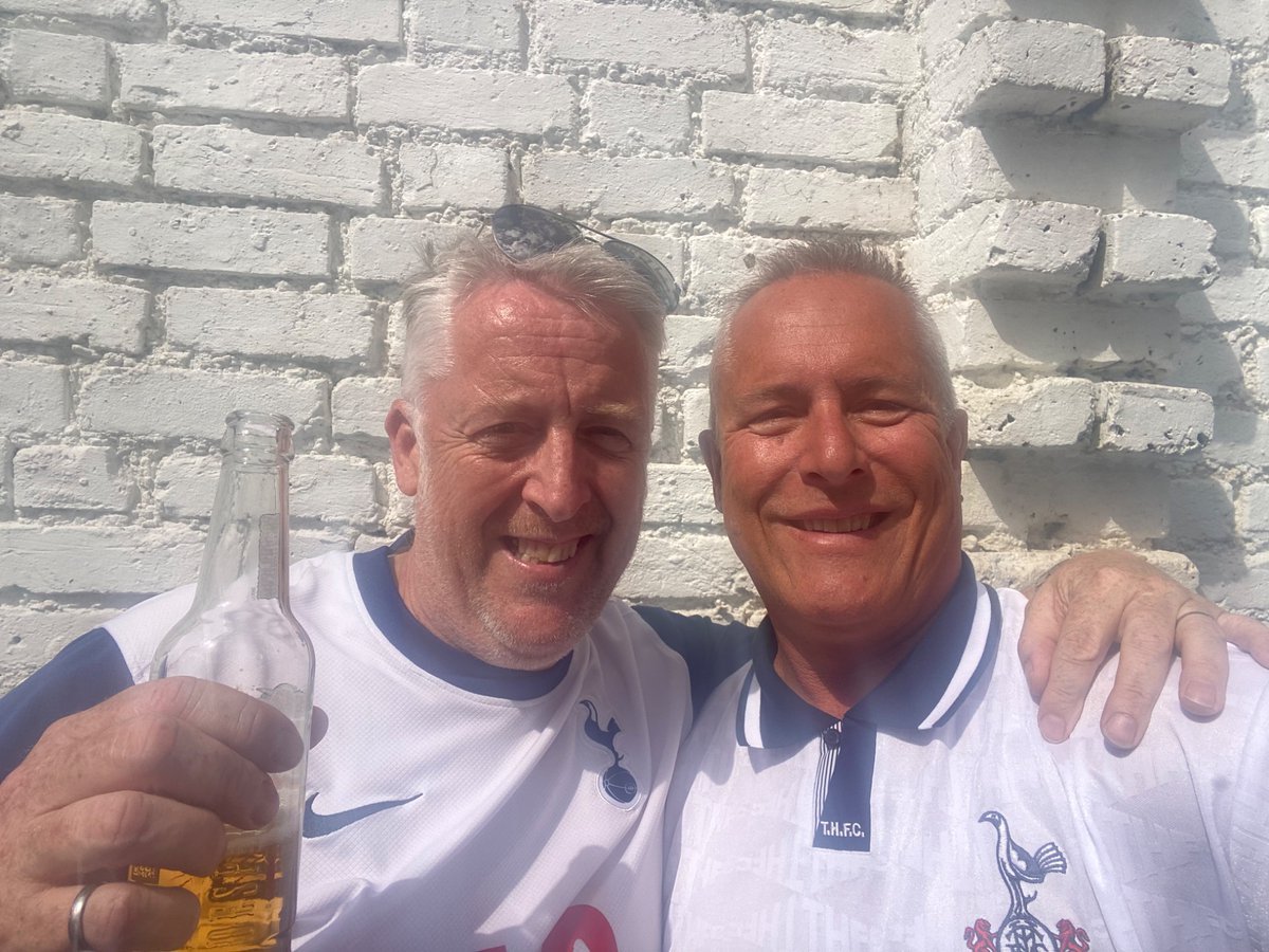 Paul Dudley (@paulduds) on Twitter photo Great to meet <a href="/Raineyballs/">Peter Rainey</a> at the Coach today. Have a fantastic summer mate. We go again COYS Great to meet <a href="/Raineyballs/">Peter Rainey</a> at the Coach today. Have a fantastic summer mate. We go again COYS
