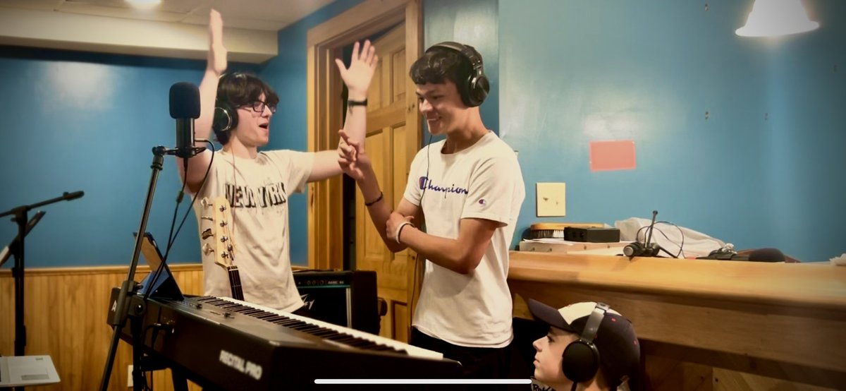 TheSuits_Band's tweet photo. Recording of “Ho Hey” by the Lumineers! Go to https://t.co/UB6vt5Lzb6 to watch the video! https://t.co/1X9qvx2NNS