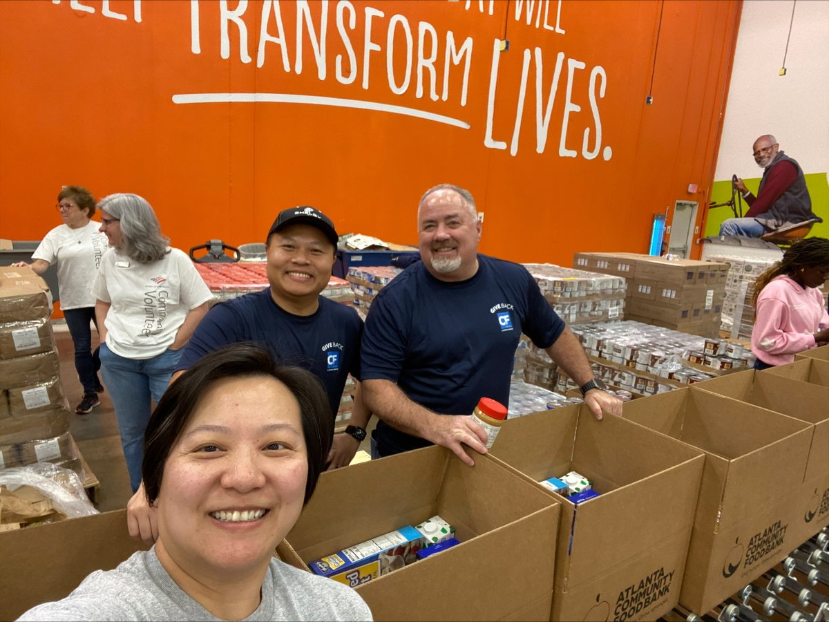 ACFB's tweet image. We appreciate our friends at @crum_forster for contributing their time and resources to our mission! Because of their support, 85,000 meals will reach families facing food insecurity. Thank you for your commitment to uplifting our community where everyone can thrive!
