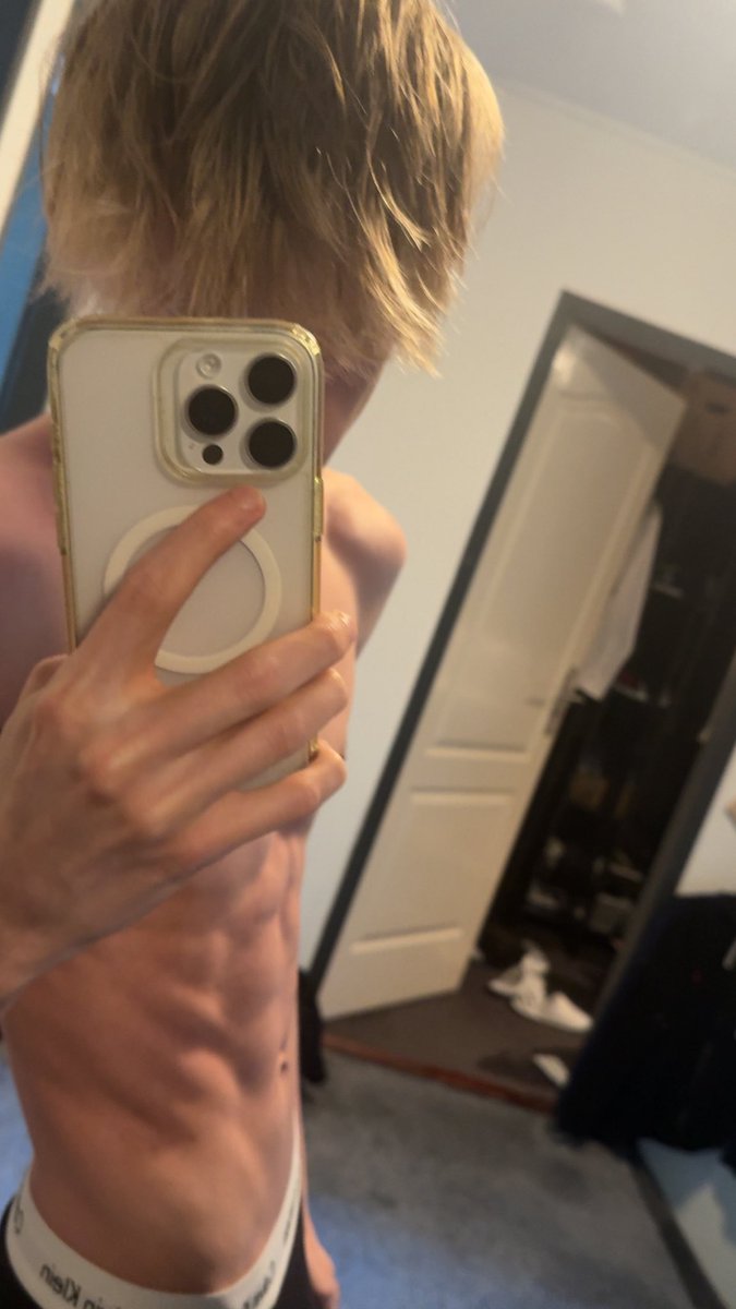 HunterBladeOF's tweet photo. Chudai 😈 https://t.co/aNYMyjIgEg