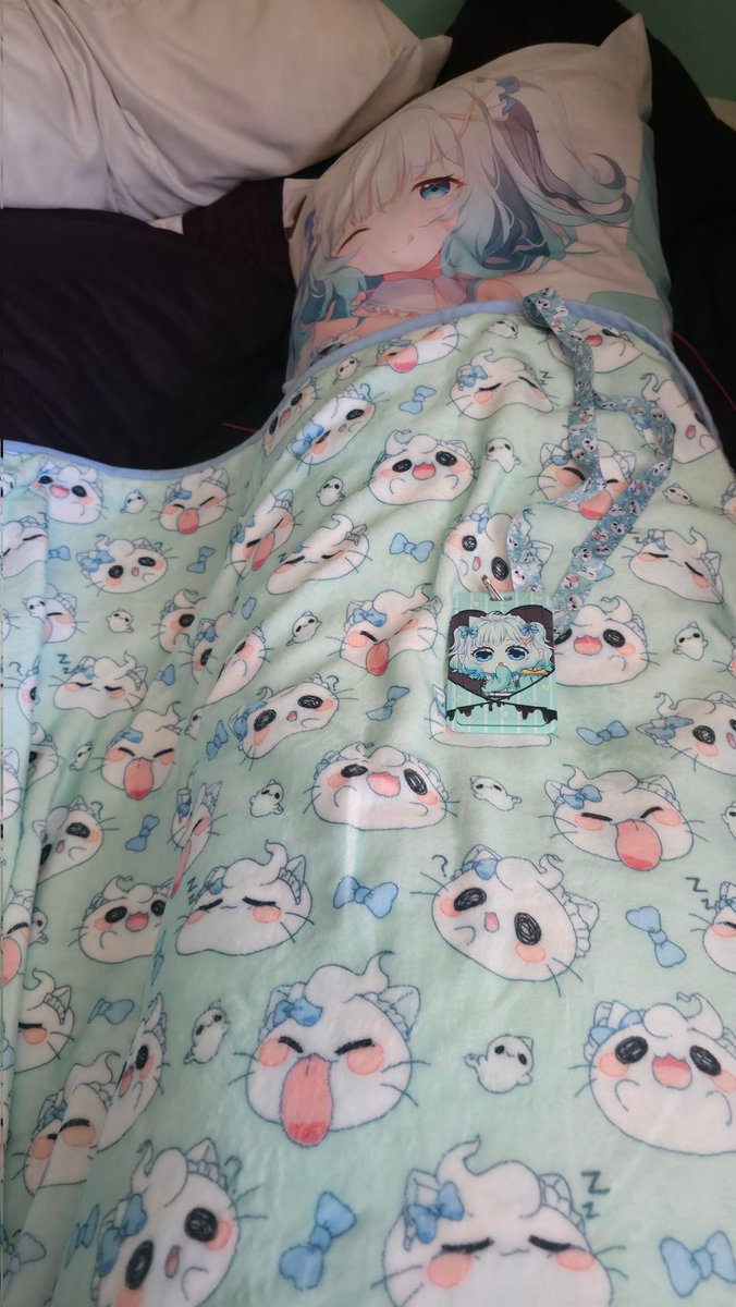 <a href="/hellotwinsies/">Celly & Melly</a> I got the fleece throw and badge holder yesterday thanks for the merch the throw is very soft.