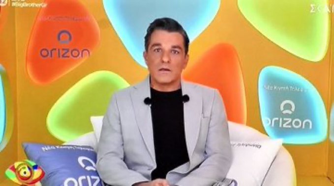 Η φάτσα σου όταν βλέπεις ότι καθισες εκεί που καθόταν ο Μπάμπης💀
#bbgr
#BigBrotherGR