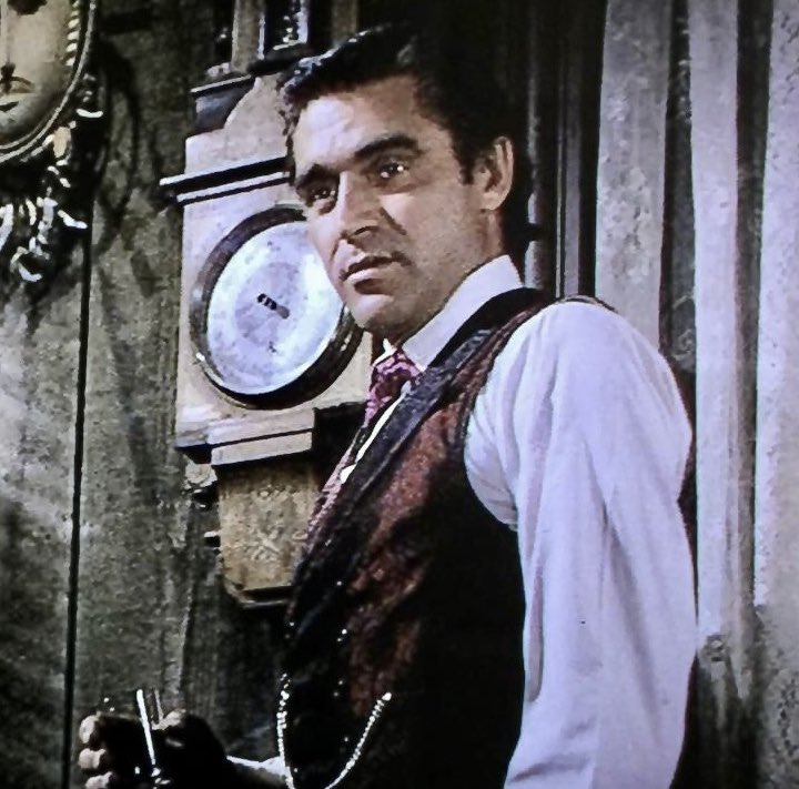 Jorge18994756's tweet image. Hoy nació #SteveCochran al que siempre le he encontrado cierto parecido con #MelGibson #VueltaALaVida #ParecidosRazonables