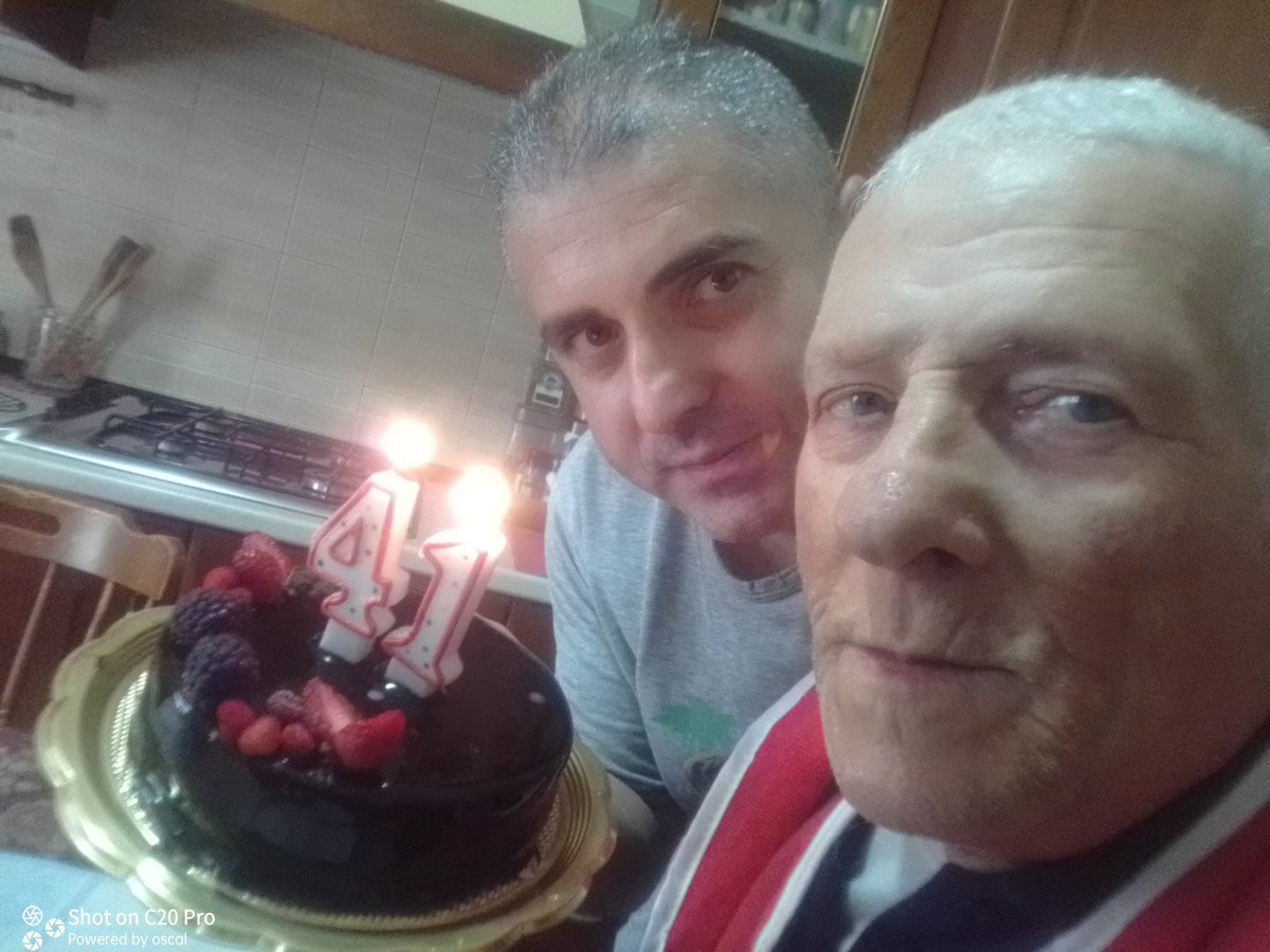 capitanzio's tweet photo. #birthday 
#41
#dad https://t.co/VblKGD5Heb