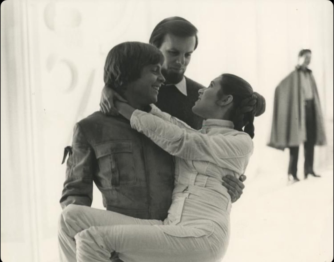 crykenobi's tweet image. 48 years of everyone’s favorite space twins