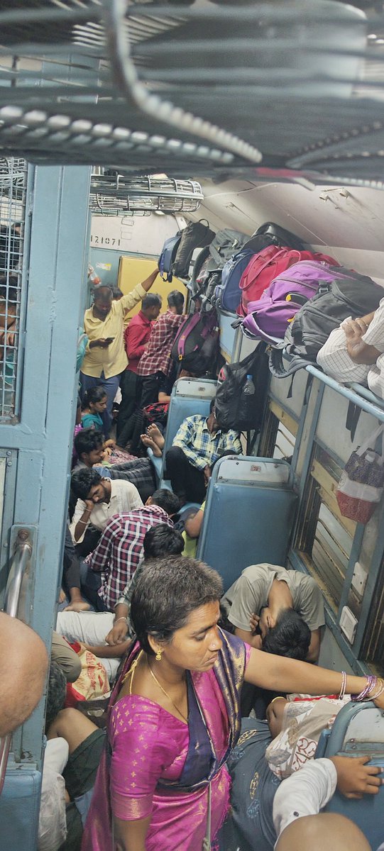 ramsabvp's tweet photo. @RailMinIndia @SCRailwayIndia @AshwiniVaishnaw @ZeeNews @TV9Telugu @etvandhraprades @sakshinews @namastetelangan @tv5newsnow @abntelugutv @hmtvnewslive @SumanTvOfficial @99TVTelugu https://t.co/7QTl0YBec1