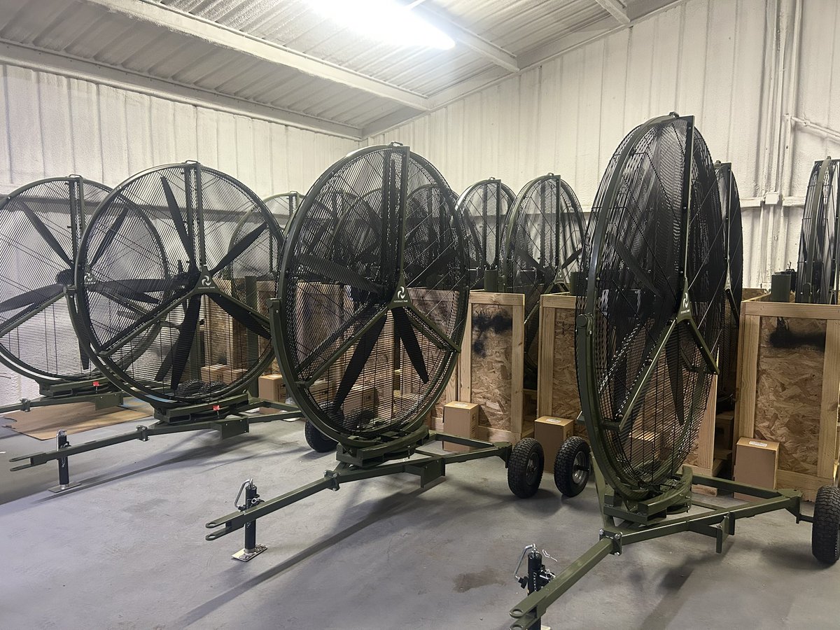 Performance Fans tweet media