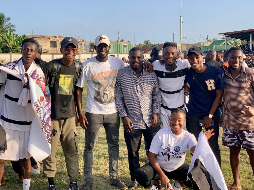 superleaguegh's tweet photo. 📈From #TheSuperLeagueGh to Swedru to The #GPL!

We watched and celebrated with Mensah and Swedru All Blacks as they gained promotion to the Ghana Premier League! 🥳 

👏🏾 Massive shootout to Orleans, Ebbo, Amor, James, Kodua and Somuah who made this trip possible! https://t.co/hBq5s4IrCF