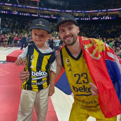 sldmdp's tweet photo. #YeniProfilResmi https://t.co/ywBCbNnygF