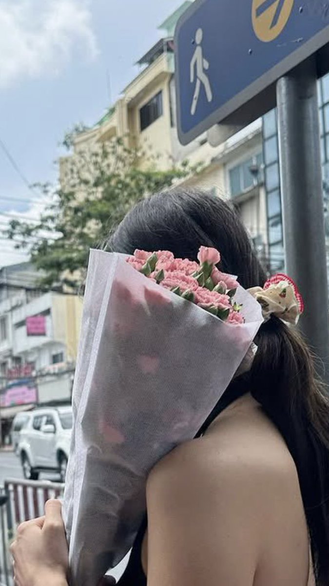 Luciavalda76683's tweet photo. A gente já sabia né!🌸
#ฟรีนเบค #freenbacky https://t.co/QARxKKDMKC