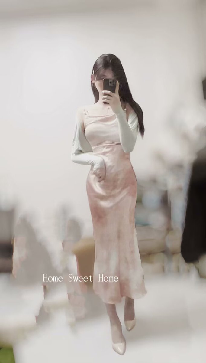 transformgirlXT's tweet photo. 想女装去外地旅游，想空降🪂，想连续好几天女装生活，想体验做女孩子的��情，远离喧嚣内卷的生活，雌堕内心，取悦自我…
讲真，不会伪音，除此之外，自认为没有破绽哦，有哪个金主哥哥邀请我？提备好喜欢的服装风格。附上备注   加qq 3395256690…… https://t.co/7euQM4NZyA